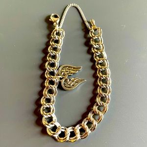 James Avery Heavy Double Curb Charm Bracelet Medium Angel Wings Charm
